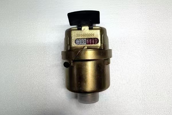 “嗡嗡”声从哪里来？解析容积式水表运行异响的原因与处理方法